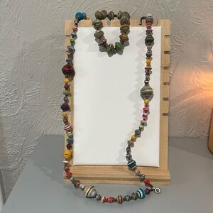 Teng Yue paper bead necklace and stretch bracelet set vintage